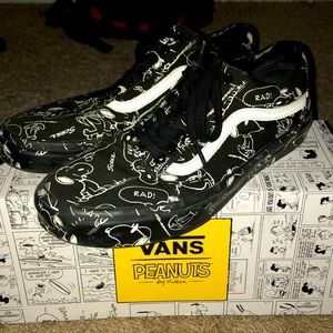 Vans X Peanuts